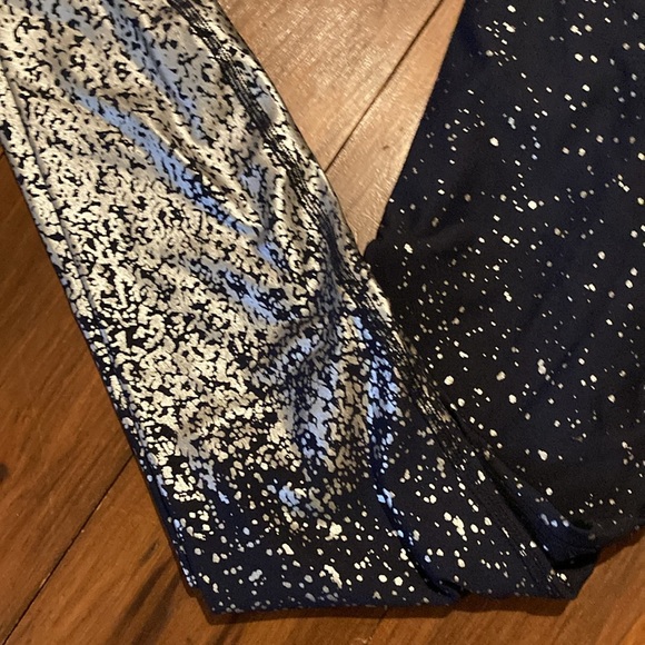 Beyond the Bump Maternity Leggings | S - Picture 6 of 10